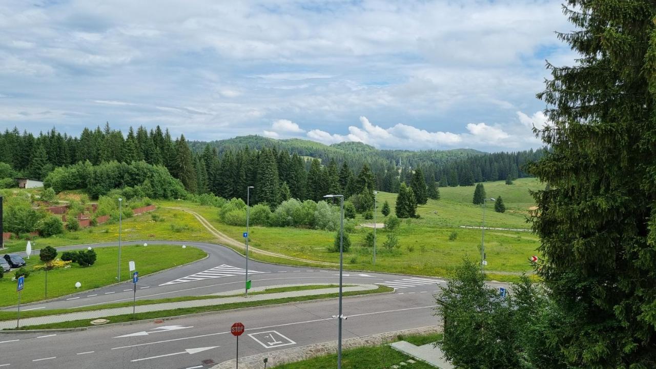 Charming Family Condo In Silver Mountain Poiana Brasov Exterior foto
